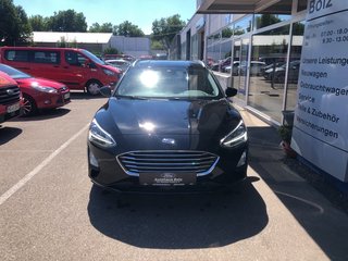 Ford Focus Turnier Titanium 182 PS-Autom.-LED-Navi-Kamera-Toter Winkel-Elektr.Heck.AHK,Voll