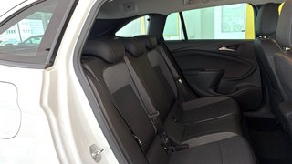 Opel Astra K Sports Tourer  AUTOMATIK BusinessElegance AHK ACC CAM BOSE - foto 2