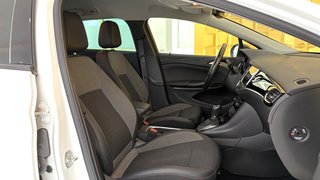Opel Astra K Sports Tourer  AUTOMATIK BusinessElegance AHK ACC CAM BOSE - foto 18