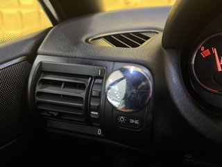 BMW Z3 2.8 LEDER KLIMA HARDTOP SHZ TEMPOMAT - bilder 7