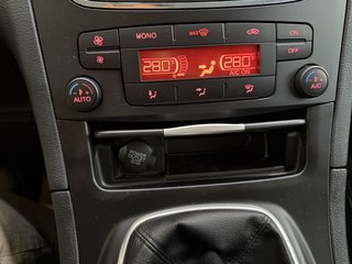 Ford S-MAX Trend PDC VH 7 SITZER SERVICE HEFT GEFLEGT - bilder 14