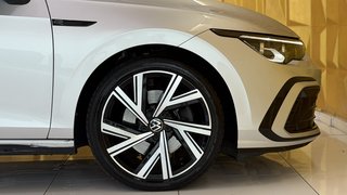 Volkswagen Golf VIII R-Line 4Motion TOT WINKEL ACC AHK - photo 1