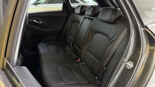 Hyundai i30 cw  AUTOMATIK ACC AHK NAVI - bilder 6