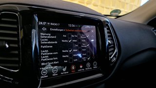 Jeep Compass Limited 4WD  AUTOMATIK PANO ACC KEYLESS - photo 20