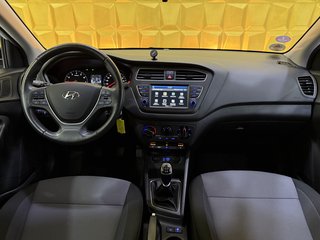 Hyundai i20 YES! KLIMA SHZ AHK CAM TEMPOMAT - foto 6