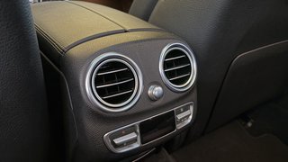 Mercedes-Benz C 63 AMG  OHNE OPF TOT WINKEL PANO ACC SHZ - foto 4