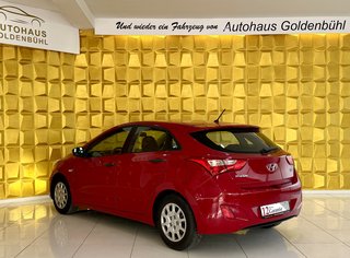 Hyundai i30 Classic  LHZ KEYLESS GO A/C - bilder 8