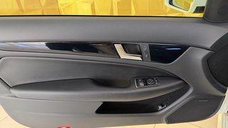 Mercedes-Benz C 63 AMG  PANO SHZ TEMPOMAT TOT WINKEL - bilder 5