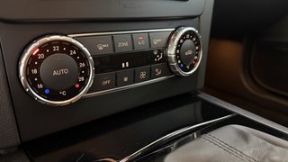 Mercedes-Benz C 63 AMG  PANO SHZ TEMPOMAT TOT WINKEL - bilder 23