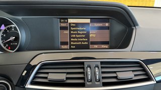 Mercedes-Benz C 63 AMG  PANO SHZ TEMPOMAT TOT WINKEL - bilder 29