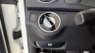 Mercedes-Benz C 63 AMG  PANO SHZ TEMPOMAT TOT WINKEL - bilder 33