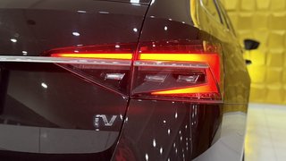 Skoda Superb Combi L&K iV  AHK PANO SHZ VH SITZBL KEYLESS GO FULL - bilder 10
