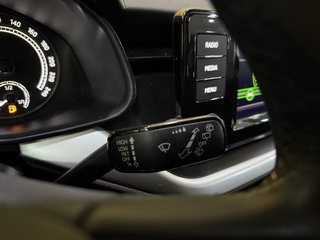 Skoda Kamiq  AUTOMATIK NAVI CAM SHZ SPURASSI - bilder 8
