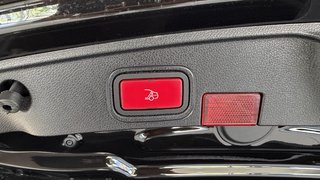 Mercedes-Benz C63 S AMG CABRIO  ACC AUTOMATIK NAVI SHZ - bilder 9