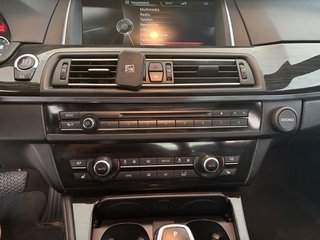 BMW M550 d xDrive  M-PAKET SHZ NAV LEDER AHK H&K - foto 14