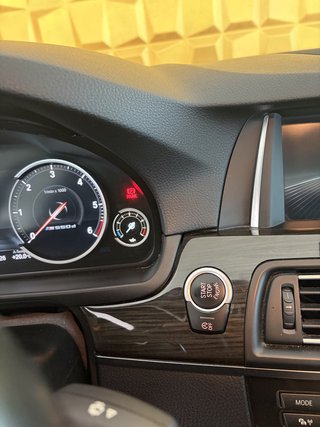 BMW M550 d xDrive  M-PAKET SHZ NAV LEDER AHK H&K - foto 13