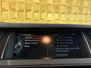 BMW M550 d xDrive  M-PAKET SHZ NAV LEDER AHK H&K - foto 21