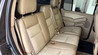 Ford Explorer  7 SITZER TEMPOMAT PANO ALLRAD SHZ AHK - bilder 9