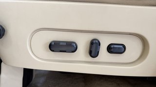 Ford Explorer  7 SITZER TEMPOMAT PANO ALLRAD SHZ AHK - bilder 11