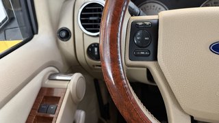 Ford Explorer  7 SITZER TEMPOMAT PANO ALLRAD SHZ AHK - bilder 21