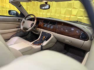 Jaguar XK8 Convertible  CABRIO SHZ 17 TSKM 2 HAND - bilder 11