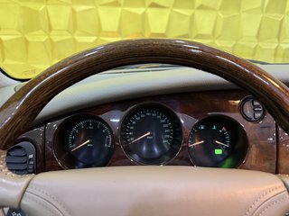 Jaguar XK8 Convertible  CABRIO SHZ 17 TSKM 2 HAND - bilder 16