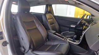 Volvo C30 2.0 D Momentum AUTOMATIK EINPARKHILFE MULTIFUNKTIONSLENKRAD - foto 6