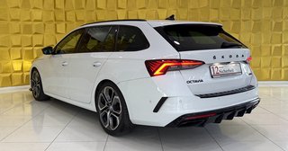 Skoda Octavia Combi RS Plus  VOLL VOLL KEYLESS SHZ VH HEAD-UP ACC TOTWINKELASS AHK - foto 6
