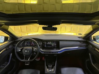 Skoda Octavia Combi RS Plus  VOLL VOLL KEYLESS SHZ VH HEAD-UP ACC TOTWINKELASS AHK - foto 9