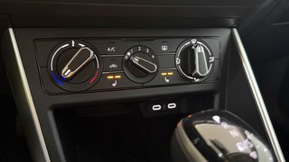 Volkswagen Polo VI IQ DRIVE  ACC NAVI AUTOMATIK IQ - bilder 22