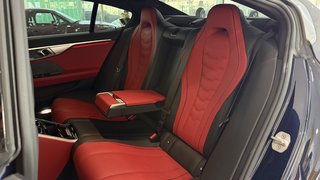 BMW M850i xDrive  ACC SOFTCLOSE 360° HARMAN/KARDON PANO FULL CAM - foto 10