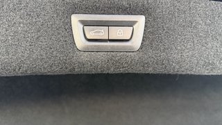 BMW M850i xDrive  ACC SOFTCLOSE 360° HARMAN/KARDON PANO FULL CAM - foto 39