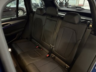 BMW X3 xDrive 20 i M Sport  HEAD UP STANDHZ PARK ASS 360RÜCK CAM - photo 8