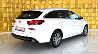 Hyundai i30 cw Intro Edition Mild-Hybrid NAVI AUT SHZ CAM TEMP - bilder 4