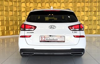 Hyundai i30 cw Intro Edition Mild-Hybrid NAVI AUT SHZ CAM TEMP - bilder 5