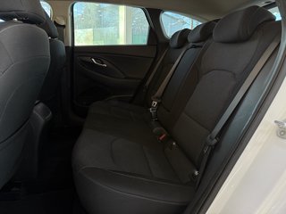 Hyundai i30 cw Intro Edition Mild-Hybrid NAVI AUT SHZ CAM TEMP - bilder 3