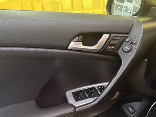 Honda Accord Tourer Executive NAVI ACC SHD CAM LEDER XENON - foto 9