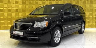 Lancia Voyager Gebrauchtwagen Kaufen