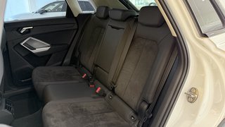 Audi Q3 35 TDI S line  AUTOMATIK TOTWINKEL ACC CAM - photo 2