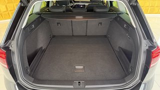 Volkswagen Passat Variant  R-Line ACC AHK SHZ VH CAM KEY GO HEAD UP - photo 7