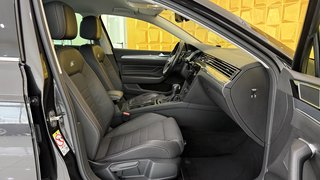 Volkswagen Passat Variant  R-Line ACC AHK SHZ VH CAM KEY GO HEAD UP - photo 3