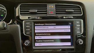 Volkswagen Golf VII R BMT 4Motion AUTOMATIK SHZ NAVI - bilder 25