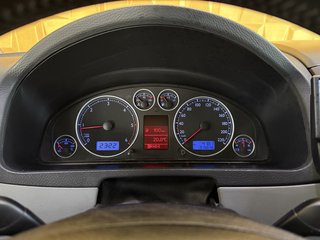 Volkswagen T5 Transporter Bus Multivan Highline LEDER SHZ PDC AHK 7SITZER STNDHZNG - foto 18