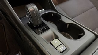 Volvo XC40 Momentum Pro 2WD AUTOMATIK CAM SHZ AHK - bilder 15
