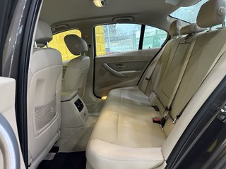 BMW 320 i  TEMPOMAT SHZ PDC BI-XENON WINTER REIFEN NEU - bilder 1