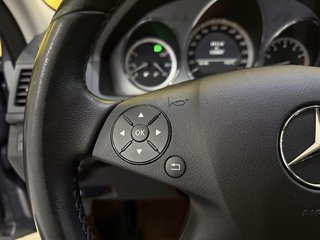 Mercedes-Benz C 200 CGI BlueEfficiency Sport Edition  SHZ ELK SITZE AHK KLIMA - foto 10