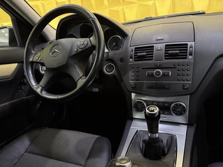 Mercedes-Benz C 200 CGI BlueEfficiency Sport Edition  SHZ ELK SITZE AHK KLIMA - foto 9