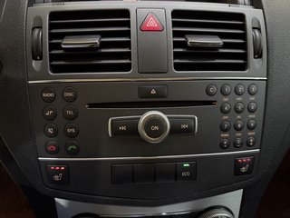 Mercedes-Benz C 200 CGI BlueEfficiency Sport Edition  SHZ ELK SITZE AHK KLIMA - foto 14