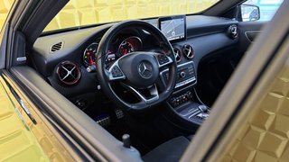 Mercedes-Benz A 45 AMG 4Matic  PANO NAVI SHZ TOTWINKEL CAM MEMORY - photo 4
