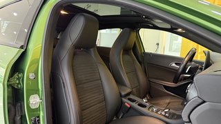 Mercedes-Benz A 45 AMG 4Matic  PANO NAVI SHZ TOTWINKEL CAM MEMORY - photo 8